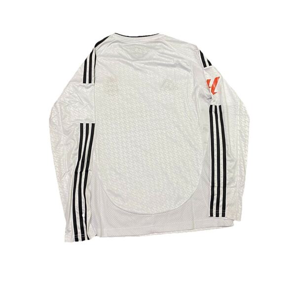 Real Madrid | Men’s Medium Long-Sleeve Jersey - Picture 2 of 7